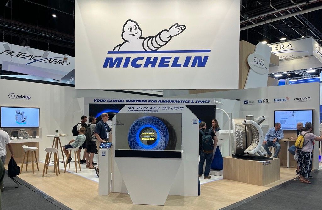 SIMULATEUR DE CONDUITE AUTOMOBILE - Fondation Michelin : Fondation Michelin